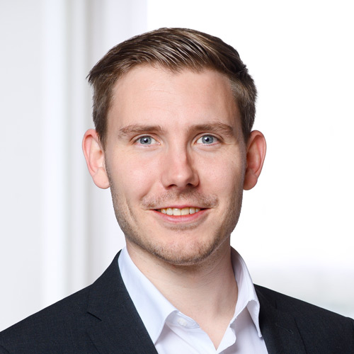 Portrait of Florian Domeier, consultant at Rothbaum's Hamburg office