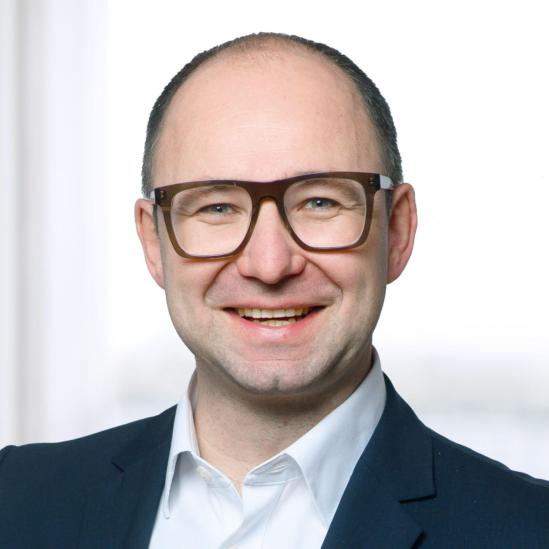 Das Bild zeigt Fabian Dietz, Leiter Supply Chain und Logistics bei Wolf.